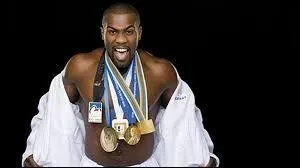 Douzième chose à ne jamais faire : mettre des mentions subjectives dans les propositions. Exemple de question à ne pas poser - Vrai ou faux ? Teddy Riner est un sportif.