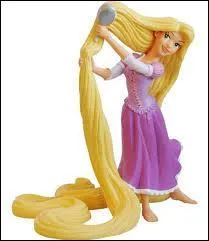 Cette princesse a une magnifique chevelure blonde, elle s'appelle Raiponce et elle a...