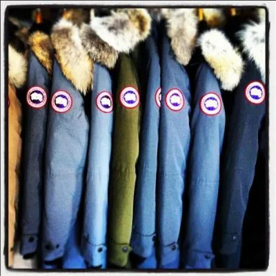 Quelle est la marque de ces fameuses doudounes ?