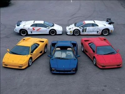 C'est la seule Lamborghini née sous l'ère Chrysler, quel nom porte-t-elle ?