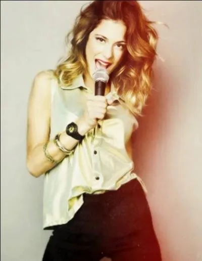 Qui est la meilleure amie de Martina Stoessel dans la vraie vie ?