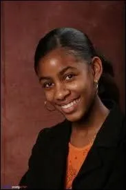 Quel est le vrai nom de famille de Louise ?