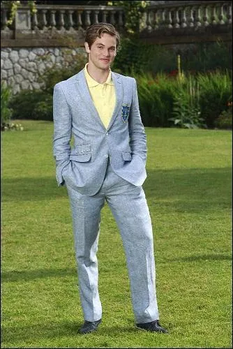 Comment s'appelle le fils de Cendrillon ?