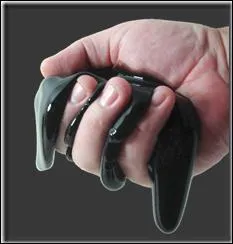 Comment s'appelle cette étonnante pâte gluante et collante qui amusent les enfants ?