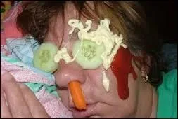 Parmi ces marques de produits corporels, désignez celle n'officiant pas dans le soin de la peau :