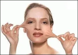 "Etre à fleur de peau" est synonyme de :