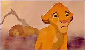 Pourquoi Simba s'enfuit-il de la Terre des lions après la mort de son père ?