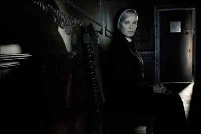 Comment sister Jude surnomme-t-elle Lana Winters ?