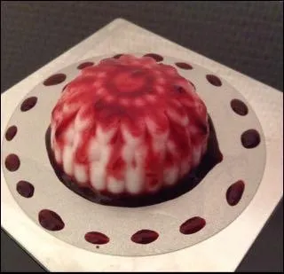 Entremets froid à base de lait d'amandes :