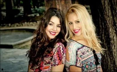 Comment s'appellent ces deux youtubeuses qui font des vidéos et qui sont meilleures amies et qui tiennent un blog ?