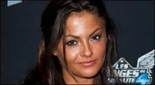 Comment s'appelle cet ange mannequin ?