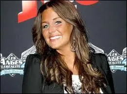 Quel ange veut devenir chroniqueuse télé ?