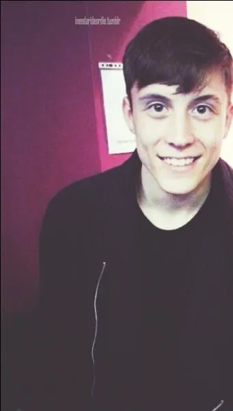 Quel âge a-t-il en 2015 ?