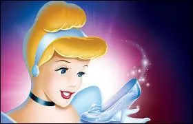 Quelle est la vraie couleur de cheveux de Cendrillon ?