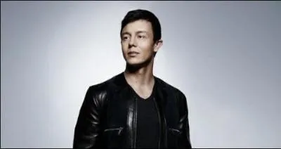 Qui est cet artiste ?