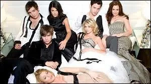 "Gossip Girl" est un blog ; par combien de personnes est-il mis à jour ?