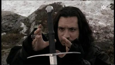 A qui doit-on le premier recensement de la célèbre Pavane "Belle qui tient ma vie" en 1589 ?