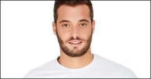 Qui est le frère jumeau de la gagnante de cette saison ?