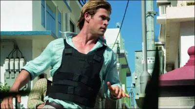 Le beau Chris Hemsworth qui, en incarnant Thor fut invincible, se voit ici amput&eacute; de son marteau magique et devient faible comme un petit lutin. Mais pourriez-vous deviner le ratio budget/recettes de ce film ?