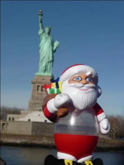 En ce 24 décembre 2015, la ville de New York devrait enregistrer un record. Combien ? Le père Noël va avoir chaud sous son manteau, très chaud !