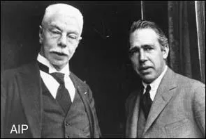 En 1902, qui n'a pas obtenu de prix Nobel de physique ?