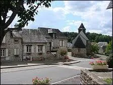 Village limousin de l'arrondissement de Brive-la-Gaillarde, Venarsal se situe dans le département ...