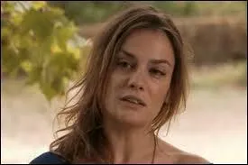 Qui interprète Lara Belvèze dans PBLV ?