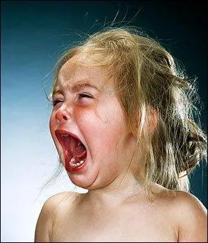 Complétez cette expression - "Pleurer comme un(e)..."