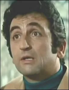 L'un des acteurs fétiches de Louis de Funès campant les costauds, je suis ?