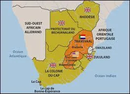 Je suis sûre que vous ignorez tout de la Seconde Guerre des Boers. Il s'agit d'une dissension entre la Grande-Bretagne et les habitants des républiques boers concernées par le conflit. Combien de morts y a-t-il eu dans les camps de concentration ?