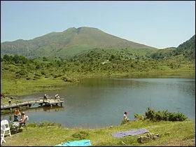 Le pic des Trois Seigneurs est un sommet des...