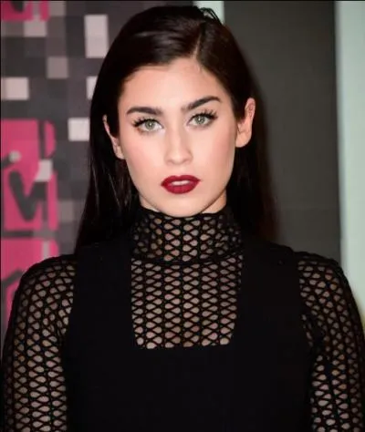 Quelle est la date de naissance de Lauren ?