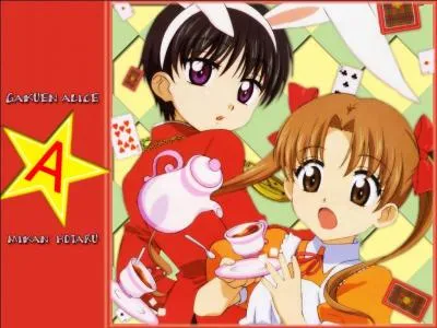 En forme de quoi est le parapluie de Mikan et Hotaru dans l'ending ?