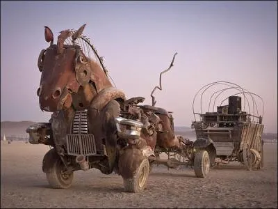 Bon, George Miller, le réalisateur du film précédent a dessiné pour le story board. Combien de dessins ?