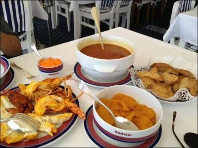 Avant-dernière question concernant non pas la croûte, mais les croûtons. Dans lequel de ces plats sont-ils indispensables, frottés à l'ail et tartinés de rouille ?