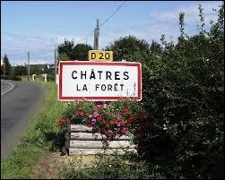 Nous entons dans la commune Mayennaise de Châtres-la-Forêt. Nous sommes en région ...