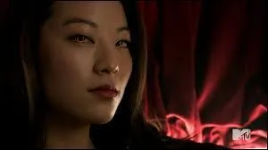 Dans quelle saison Kira arrive-t-elle à Beacon Hills ?