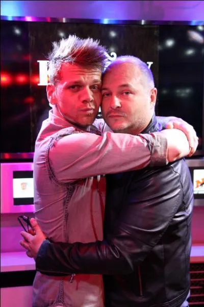 Quel animateur radio est son homme ?