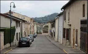 Ville de l'arrondissement de Villefranche-sur-Saône, Toussieu se situe dans le département ...