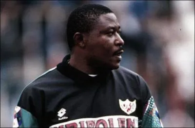 Il se nomme Wilfred Agbonavbare, c'&eacute;tait un...