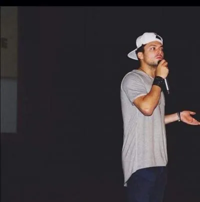 Avec qui fera-t-il ce spectacle ?