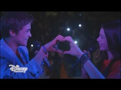 À la fin de la saison, avec qui sort finalement Alex ?