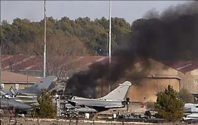 Le 26 janvier, un avion de combat F-16 de la force a&eacute;rienne grecque s'&eacute;tait &eacute;cras&eacute; au d&eacute;collage de la base d'Albacete en Espagne, l'accident a&eacute;rien a fait onze morts.