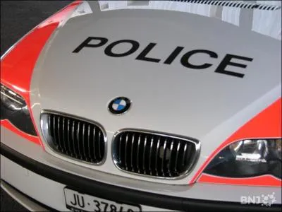 Dans quel pays pouvez-vous louer une fausse voiture de police pour dissuader les cambrioleurs de cambrioler votre maison ?