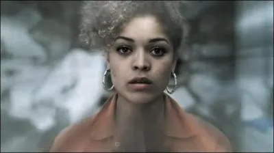 Quel est le pouvoir d'Alisha lors de la troisième saison ?