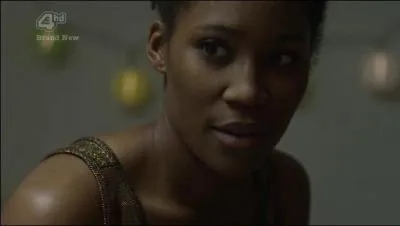 Lors de la troisième saison, Curtis obtient le pouvoir de changer de sexe, comment nomme-t-il son alter ego féminin ?