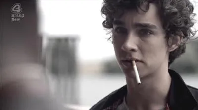 Quel est le nom de famille de Nathan ?