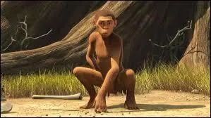 Dans « Pourquoi j'ai pas mangé mon père », pourquoi Édouard, le fils aîné du roi des Simiens, est-il rejeté par sa tribu à sa naissance ? À cause de...