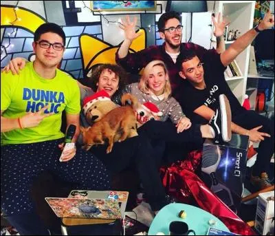 Lequel de ces Youtubeurs n'est jamais apparu dans le "YouTube Rewind" ?