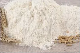 Si vous allez en Allemagne, ne souhaitez pas son anniversaire à quelqu'un avant le grand jour, cela porte malheur ! Traditionnellement, que jette-t-on à la figure d'un enfant de 16 ans, le jour de son anniversaire ?